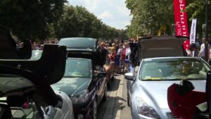 Fani kabrioletów świętowali w Wągrowcu. „To naturalne przedłużenie wakacji”