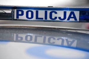 Zderzenie dwóch aut w Łabiszynie; jedna osoba nie żyje, trzy są ranne
